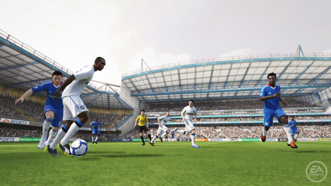 Pro Passing, Tydzień z grą FIFA 11 - Zawodnicy z padem w ręku, czyli co nowego w konsolowej wersji