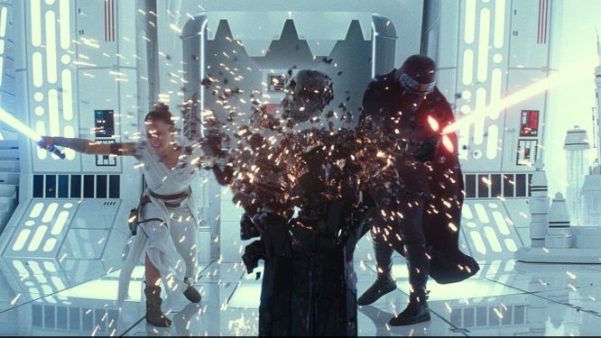 Recenzja filmu Gwiezdne Wojny: Skywalker. Odrodzenie i śmierć złudzeń